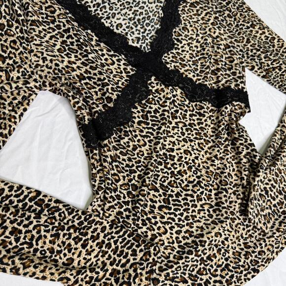 Black and brown leopard print long sleeve top with lace detailing - Picture 3 of 7
